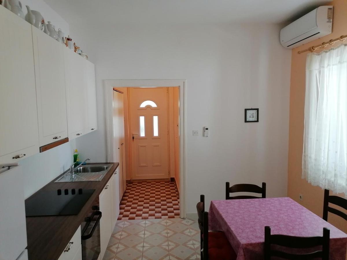Apartmani Rija 3 Pag Town Extérieur photo