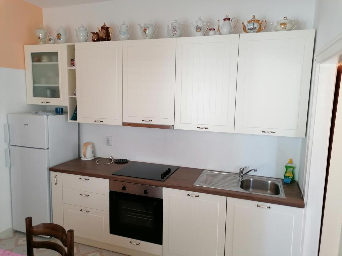 Apartmani Rija 3 Pag Town Extérieur photo